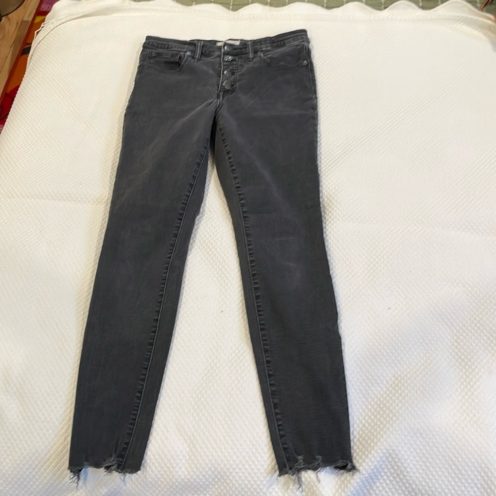 Madewell heathered black jeans with distressed cuff. Size 29. 9” high rise.